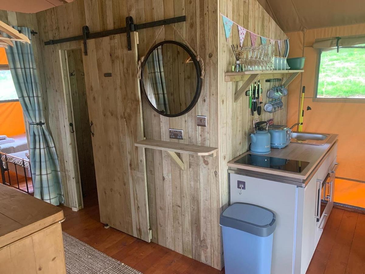Mountain View Safari Tent With Hot Tub In The Heart Of Snowdonia ดอลเกซเซย์ ภายนอก รูปภาพ