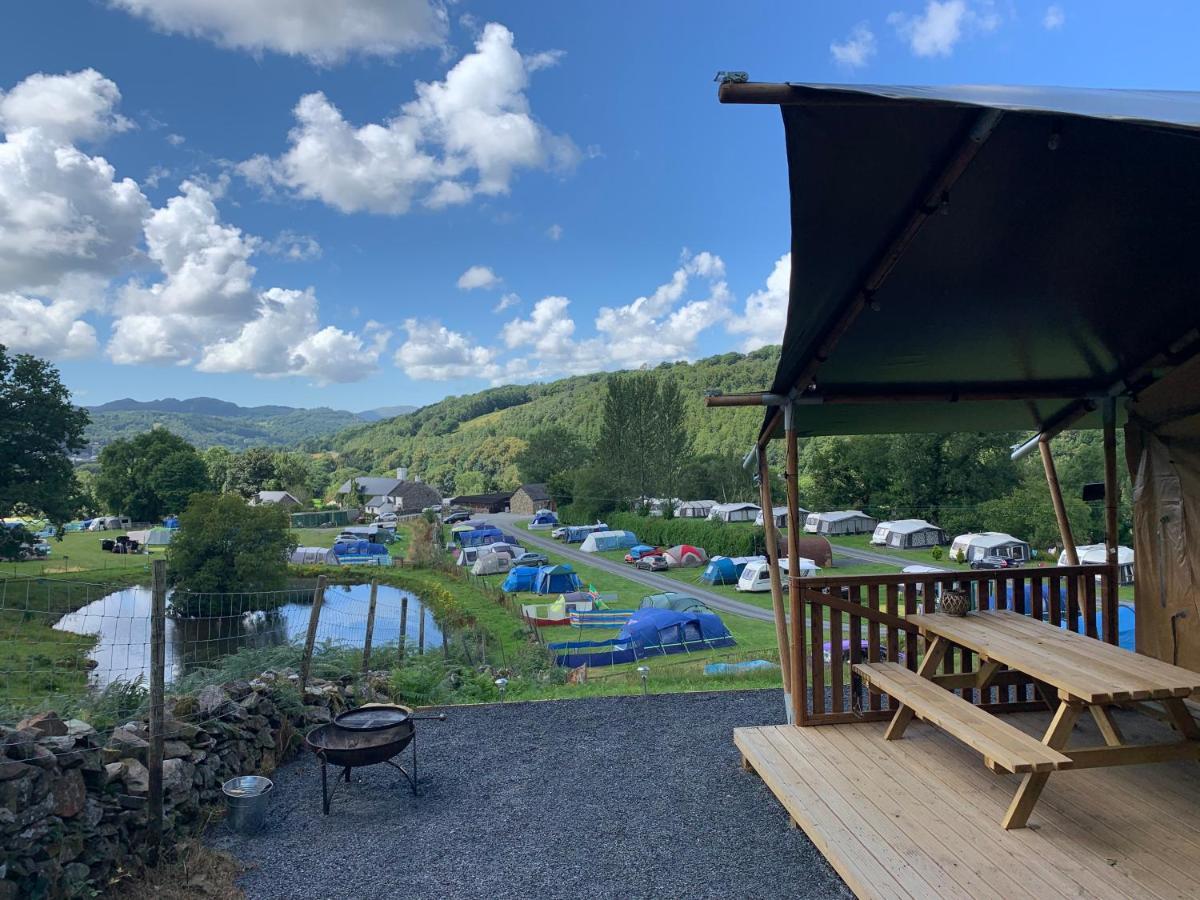 Mountain View Safari Tent With Hot Tub In The Heart Of Snowdonia ดอลเกซเซย์ ภายนอก รูปภาพ
